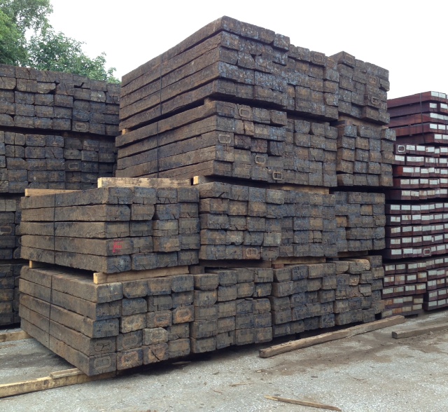Reclaimed railway sleepers 260x15x25cm - photos 2